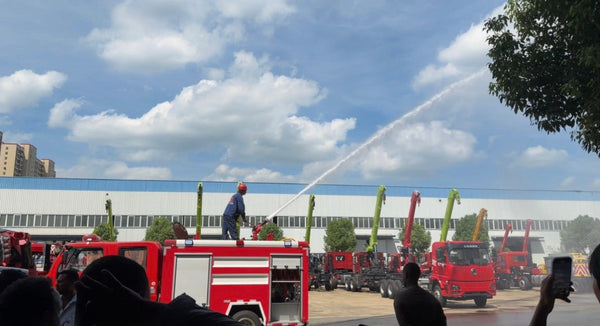 Ethiopian Delegation Visits Shenbai Fire Truck Workshop and Observes High-Pressure Water Gun Demo