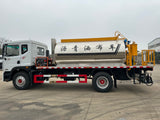 شاحنة رش الأسفلت DongFeng 9.5m³ 195HP