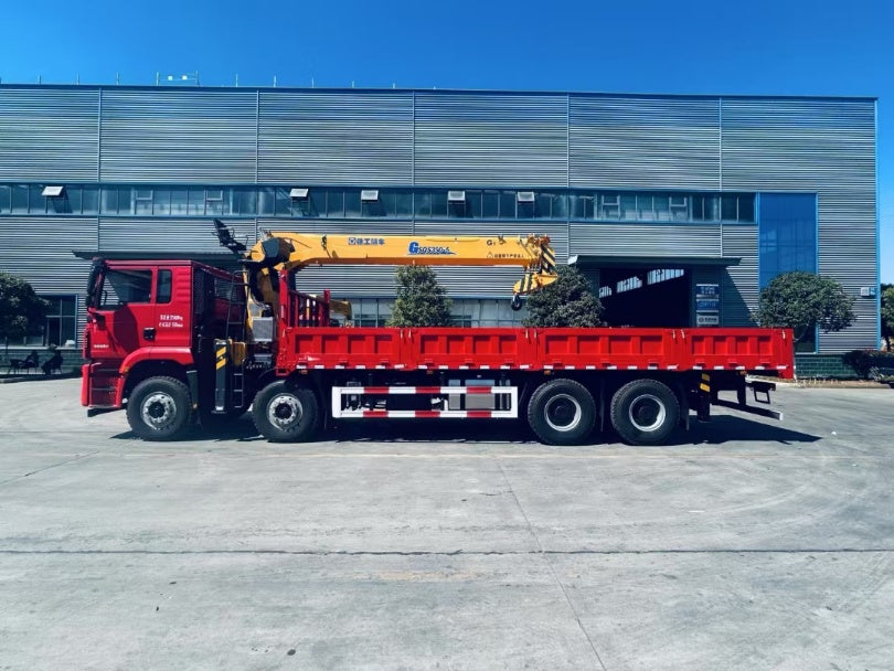 Автокран SHACMAN 8×4 с телескопической стрелой