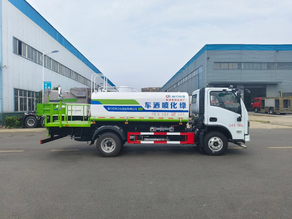 Автомобиль-водовоз DongFeng 5м³