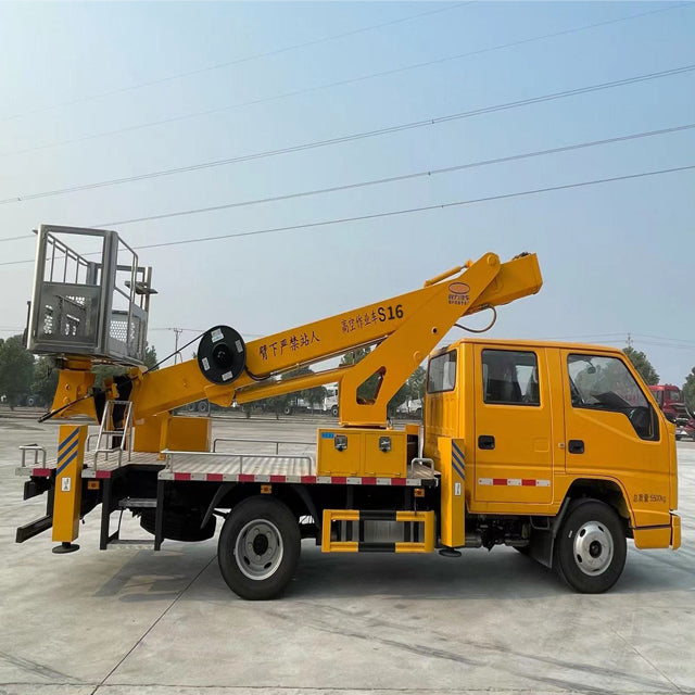 مركبة عمليات جوية بذراع تلسكوبي JiangLing 4x2 بطول 16 مترًا