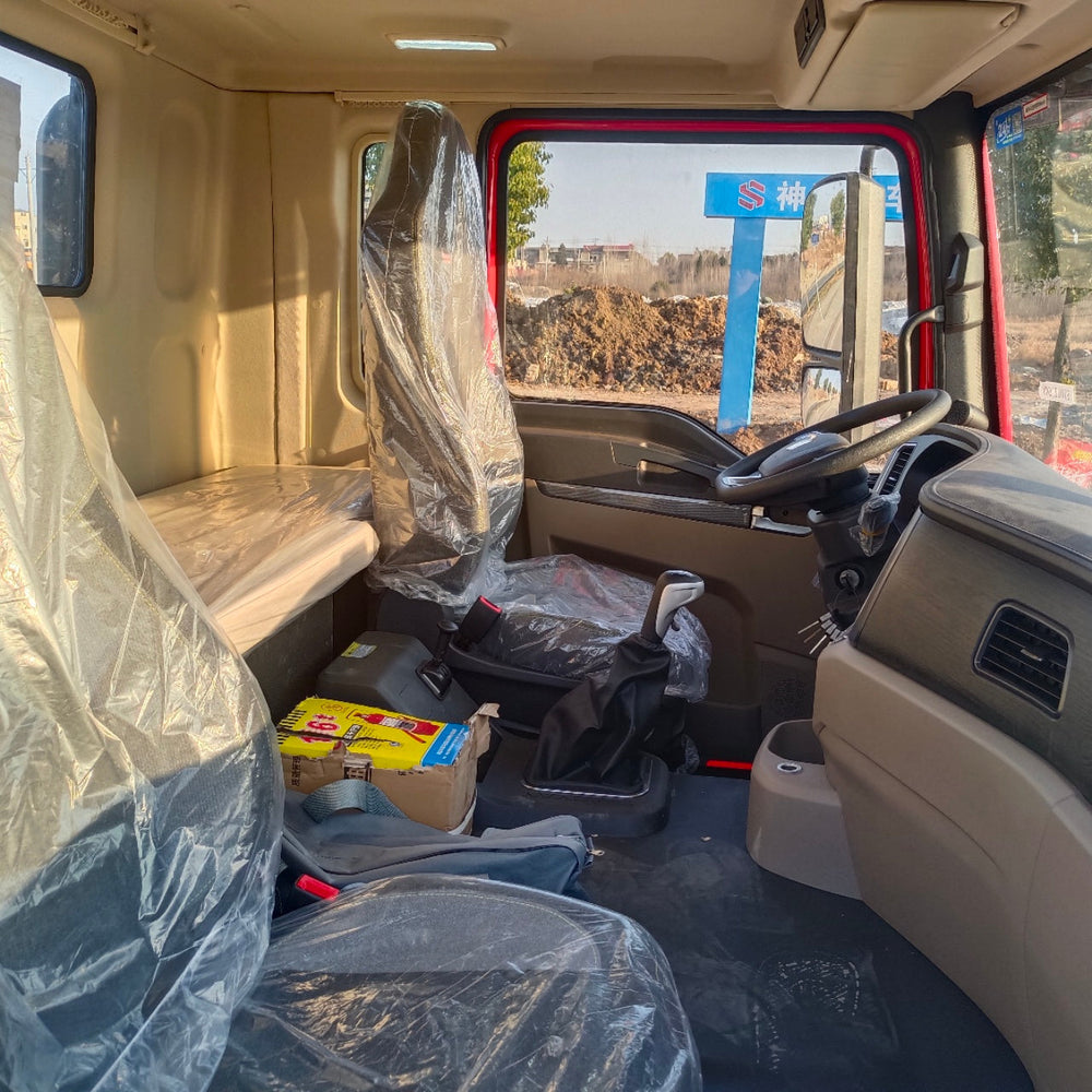 Автокран SHACMAN 8×4 с телескопической стрелой