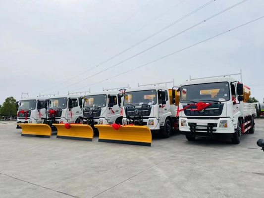 شاحنة إزالة الثلوج DongFeng 8 م³ 210 حصان