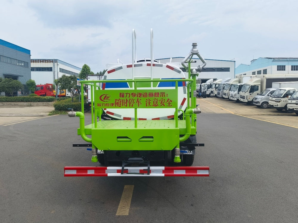 Автомобиль-водовоз DongFeng 5м³