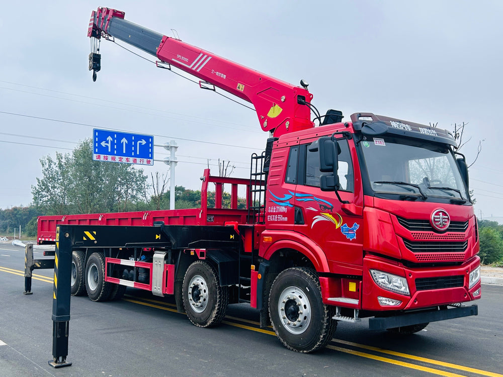 FAW 8×4 360 л.с. Кран с телескопической стрелой