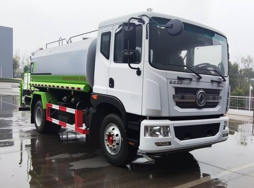 Dongfeng 4X2 10 m³ Water Tank Truck
