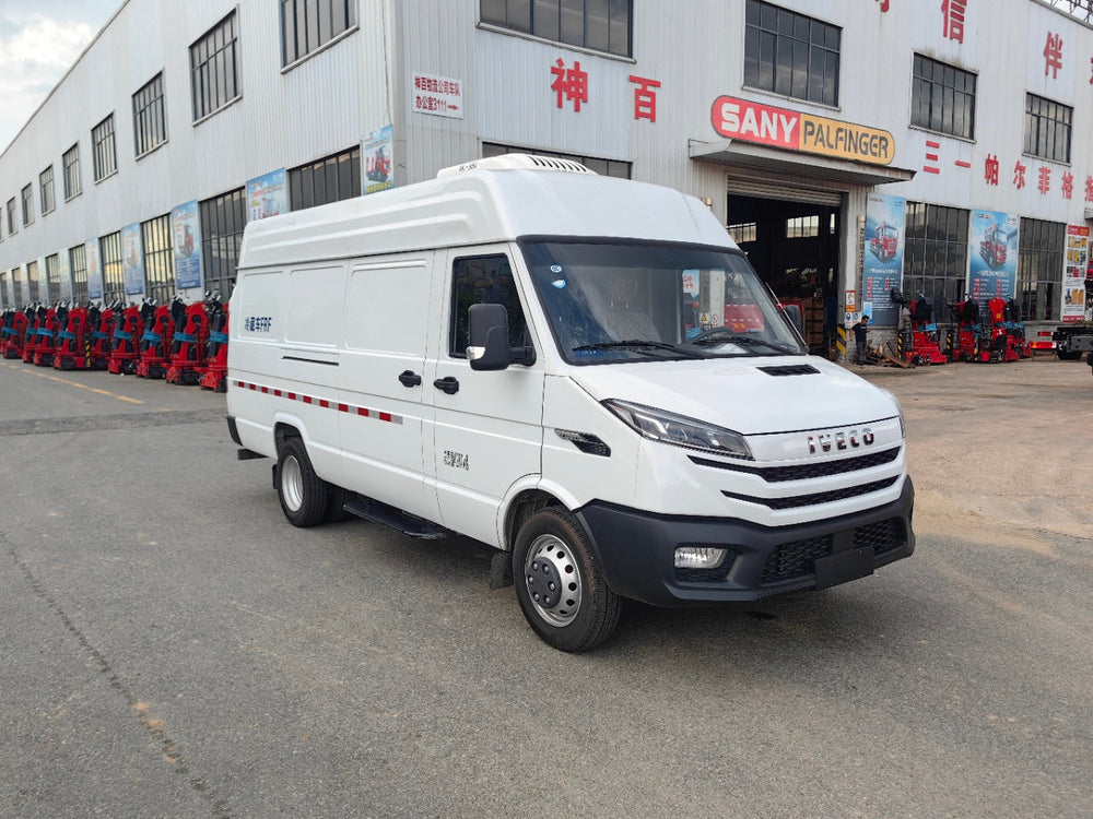 IVECO Рефрижераторный фургон с высокой крышей и удлиненной базой (новая модель)