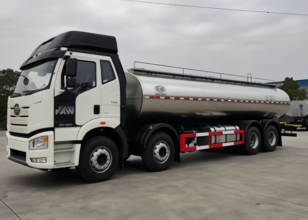 FAW J6P 8×4, автоцистерна для перевозки молока, 31 тонна