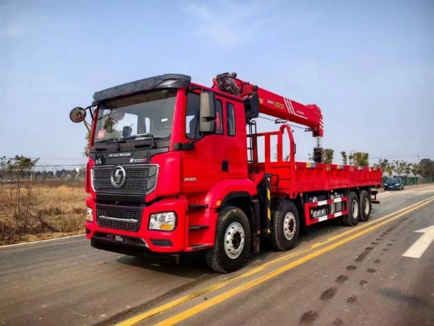 Автокран SHACMAN 8×4 с телескопической стрелой