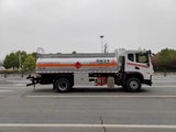 شاحنة خزان الزيت DongFeng سعة 15 متر مكعب وقوة 245 حصان